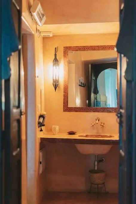 Riad Bouhalla 240M2 In Der Medina Mit Terrasse Marrakesh 0*,  Morocco