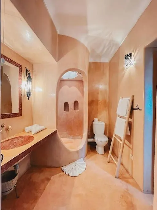 Riad Bouhalla 240M2 In Der Medina Mit Terrasse Marrakesh Villa